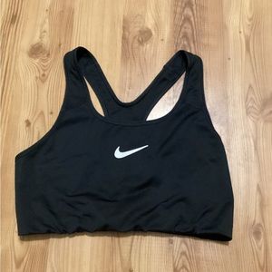 Black Nike Dry Fit Sportsbra